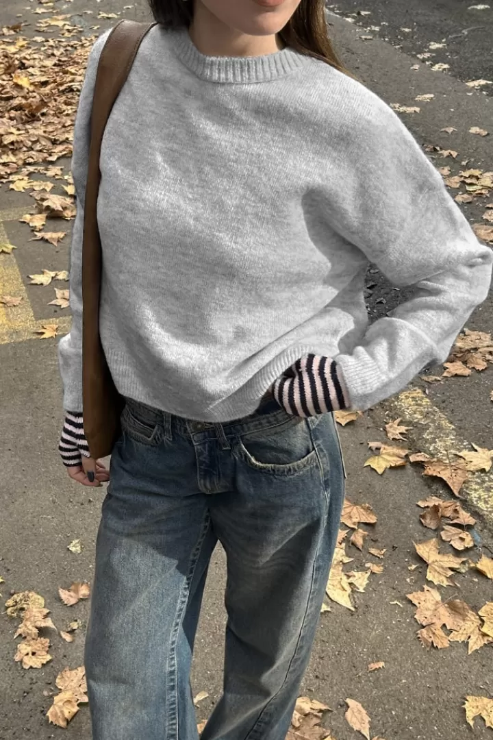 Crew neckline sweater^Subdued Sale