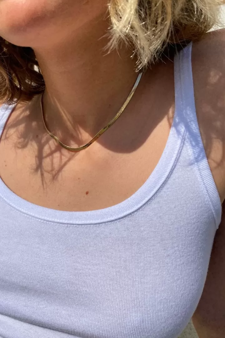 Flat necklace^Subdued Hot