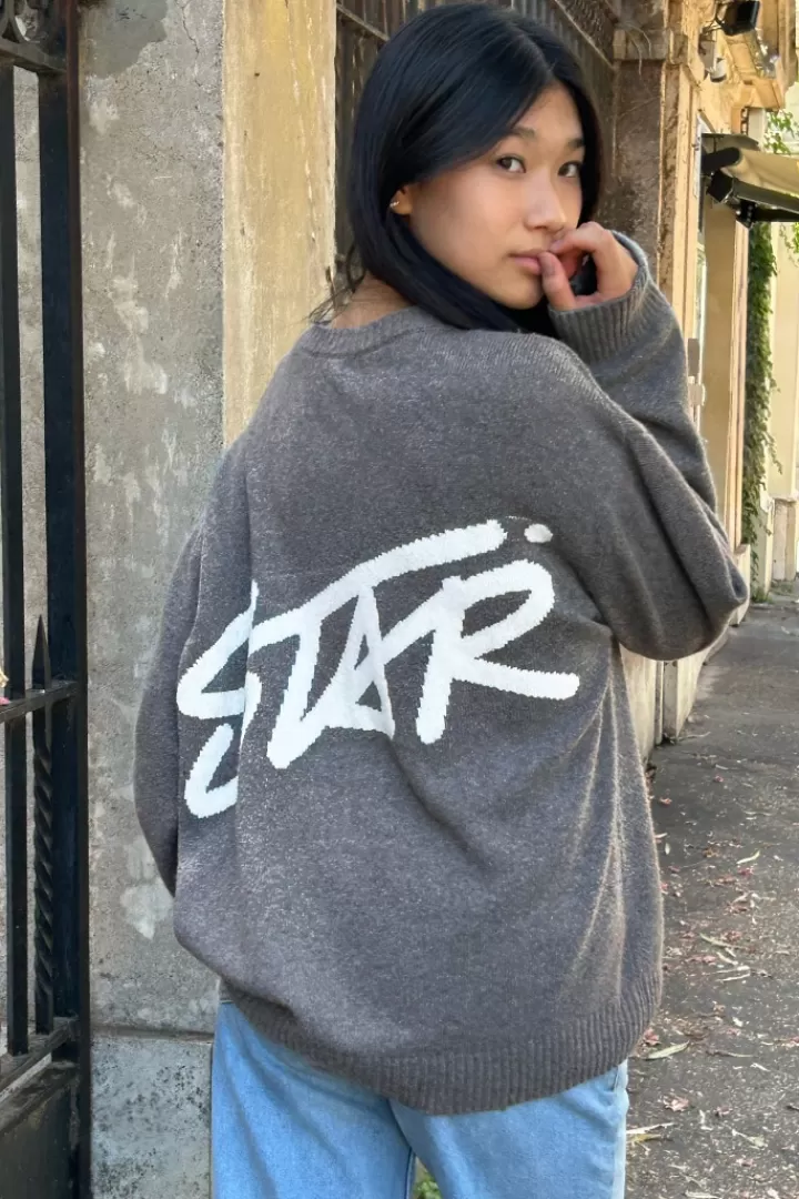 Star sweater^Subdued Best