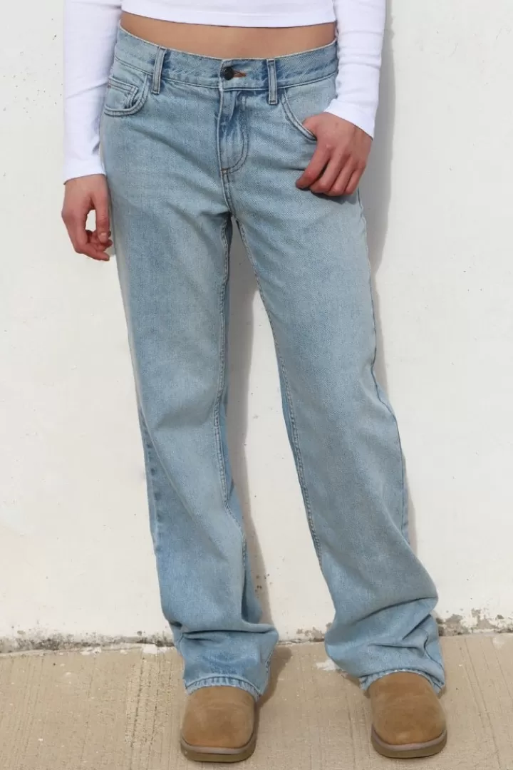 Straight jeans^Subdued Fashion