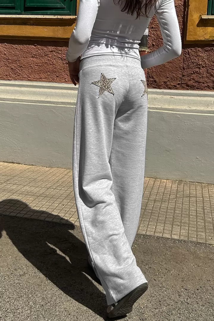 Wide-leg joggers with stars patch^Subdued Store